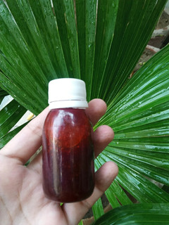 A picture of Homemade red gel colour with beetroot.