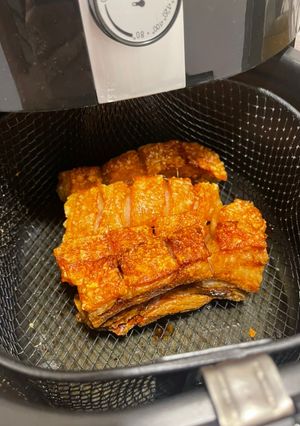 รูปของ หมูกรอบ สูตรหม้อทอดไร้น้ำมัน