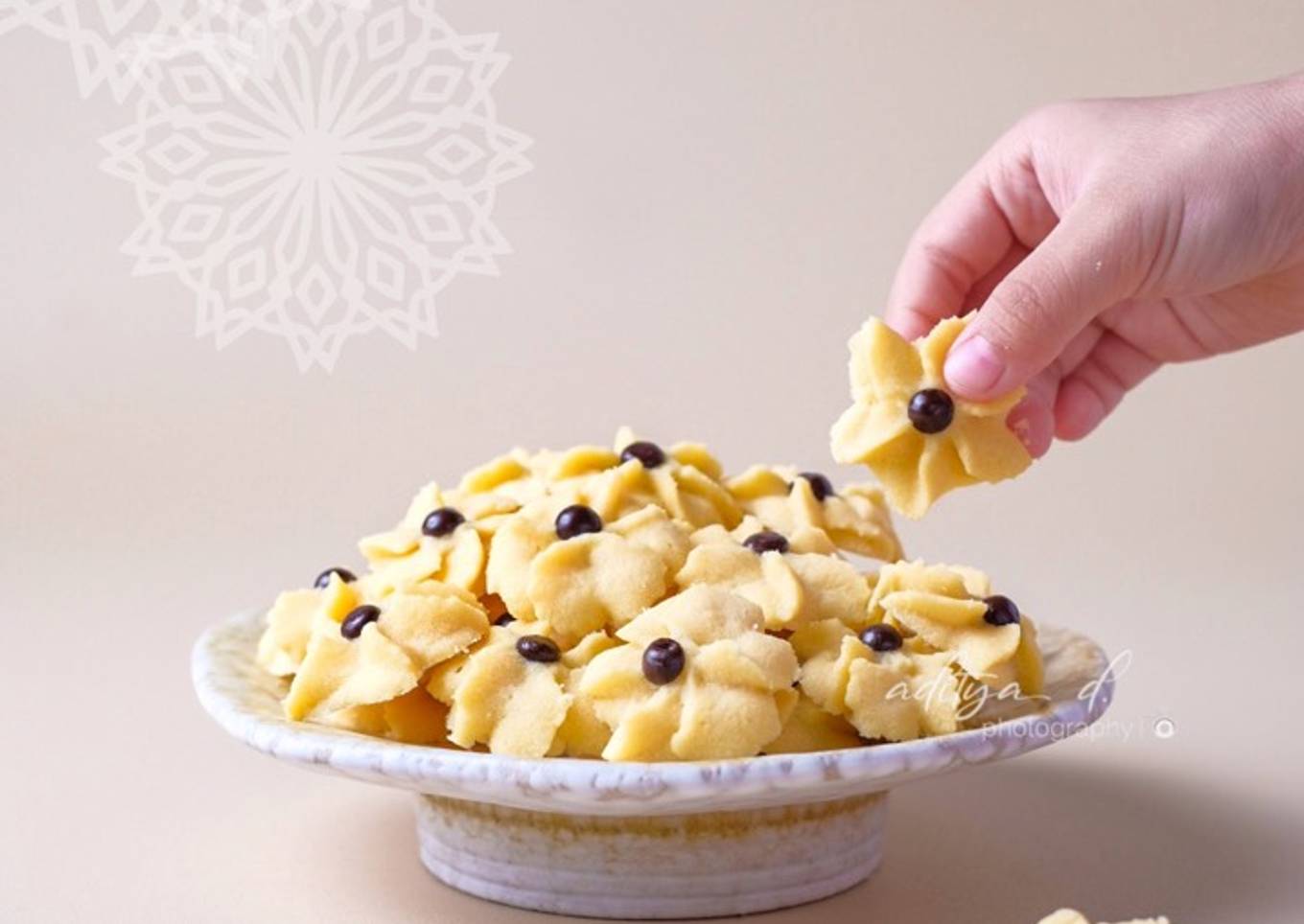 Kue Dahlia Klasik