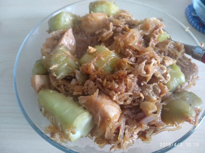 Cara Gampang Menyiapkan Resep Tumis Soun toping Oyong Baso Ikan yang Lezat Sekali Anti Ribet, Lezat Sekali