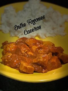 Una foto de Pollo tikka masala con preparado base en Olla Gm G