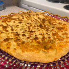 A picture of Dhaba stle aloo paratha.