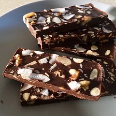 A picture of Almond & Walnut Chocolate Bark.