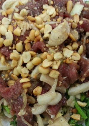Hình của món Bò đốt lửa hồng.
