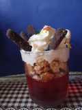 Postre con crema batida