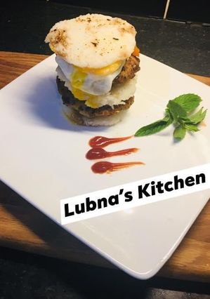 A picture of LocoMoco RiceBurger:.