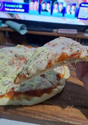 Una foto de Masa Pizza muzzarella 🍕
