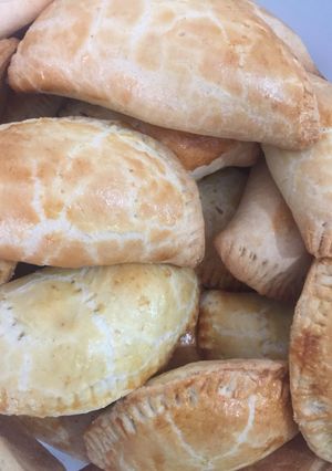 A picture of Meat-pie dough.