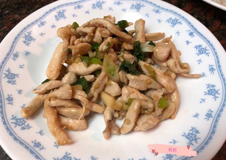 Langkah Mudah untuk Membuat Tumis dada ayam 炒雞胸肉 yang Bikin Ngiler