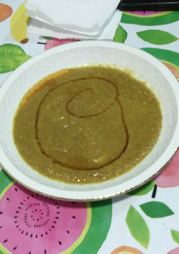 Una foto de Crema de verduras con huevo