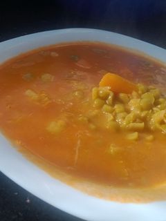 صورة لوصفة حساء البازلاء الجافة soupe de pois cassées