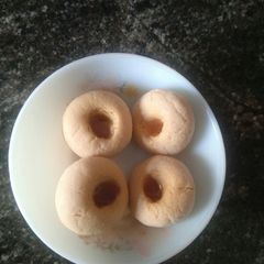 A picture of Nolen gur sandesh.