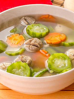Foto resep Resep Sup Oyong Wortel Bakso