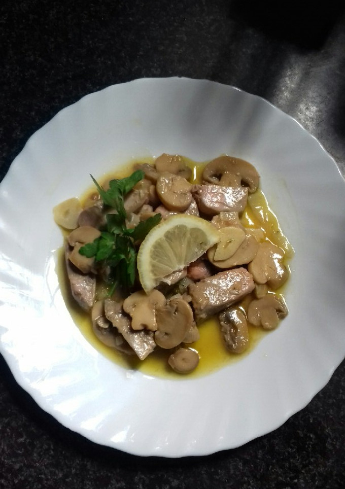 Una foto de Champiñones con atún con un toque de limón