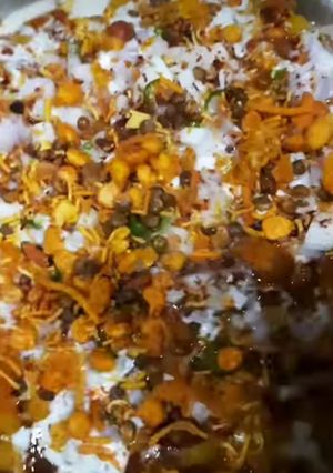 आलू छोले चाट(ALOO CHOLE CHAAT RECIPE IN HINDI) रेसिपी मुख्य फोटो