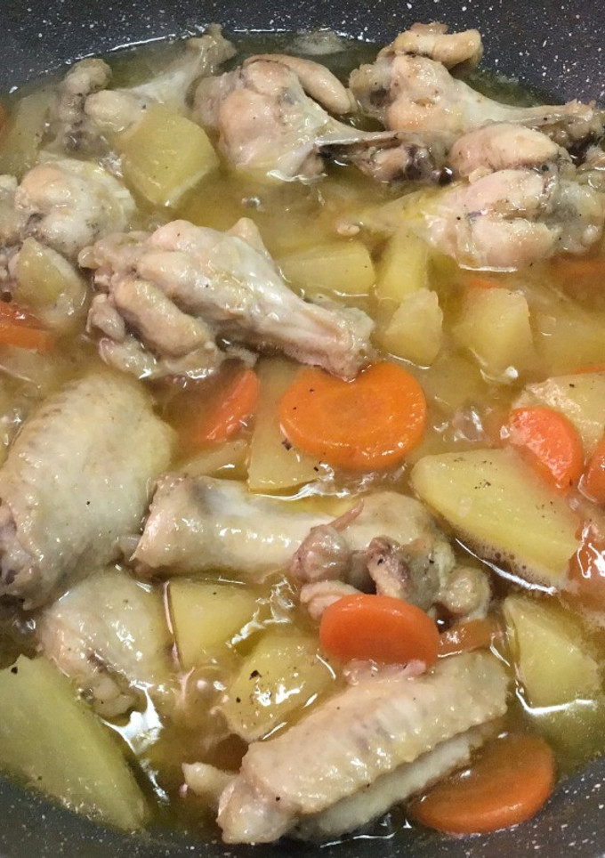 Una foto de Alitas de pollo con cerveza en Wok