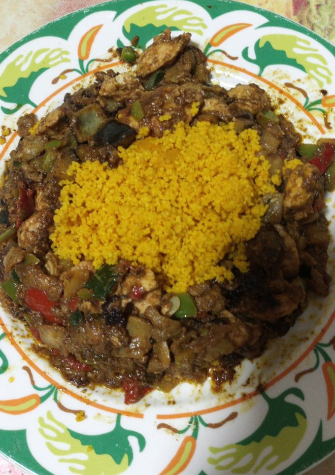 Una foto de Couscous de pollo estilo hindú