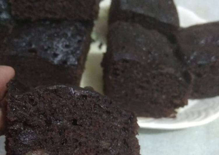 Cara mudah mengolah Brownies Pisang No Mixer No Oven, Lezat