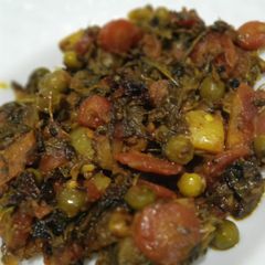A picture of Green leaf veg mix sabzi with maithi.