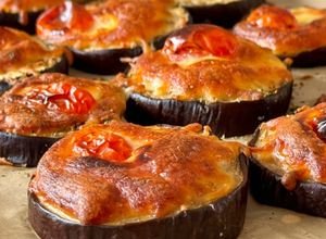 Une photo de Aubergines Tranchées Grillées au Fromage