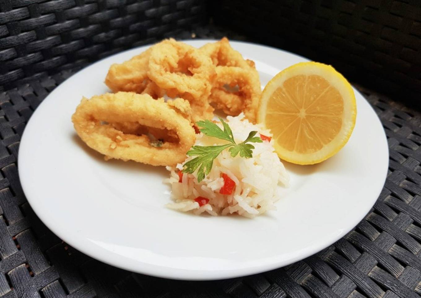Calamares con arroz blanco
