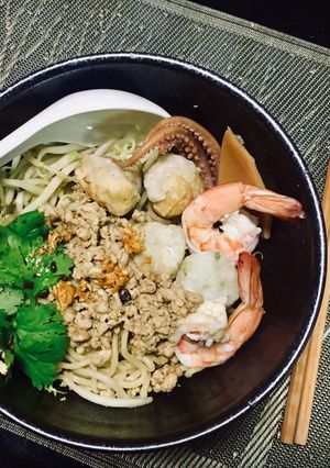 รูปของ บะหมี่แห้งกุ้งลูกชิ้นหมูสับ