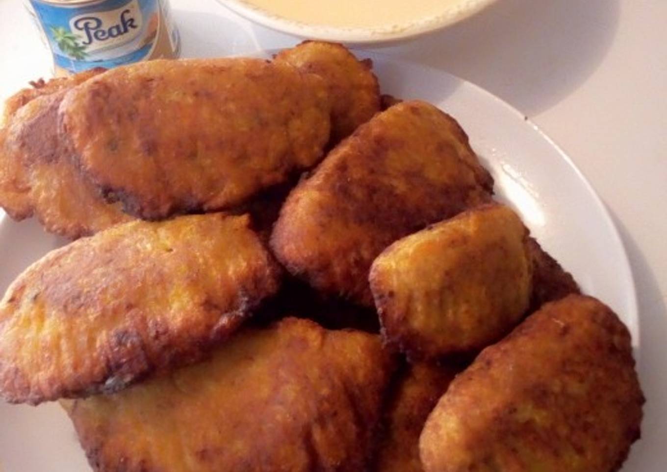 Plantain pie, Pap and milk