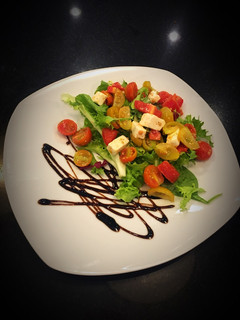 Una foto de Ensalada de tomates con Queso Feta