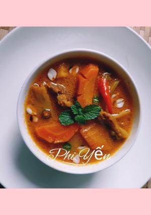 Hình của món Cà ri bò.