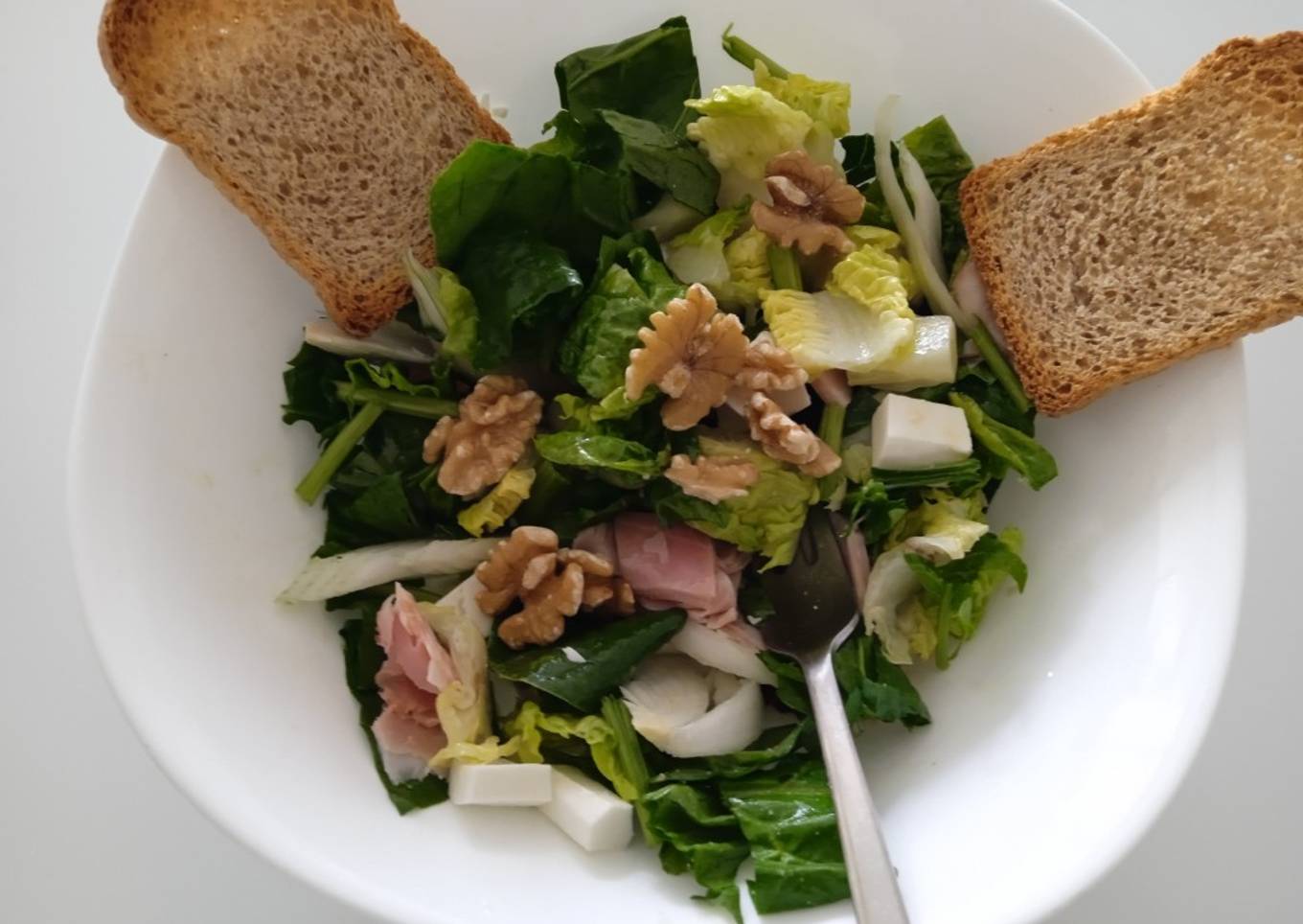 Ensalada ¡no caigas en la tentaci贸n! 馃懝馃懠