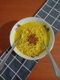 Foto resep Mie kari kuah fibercrame (kuah sisa tahu warteg)