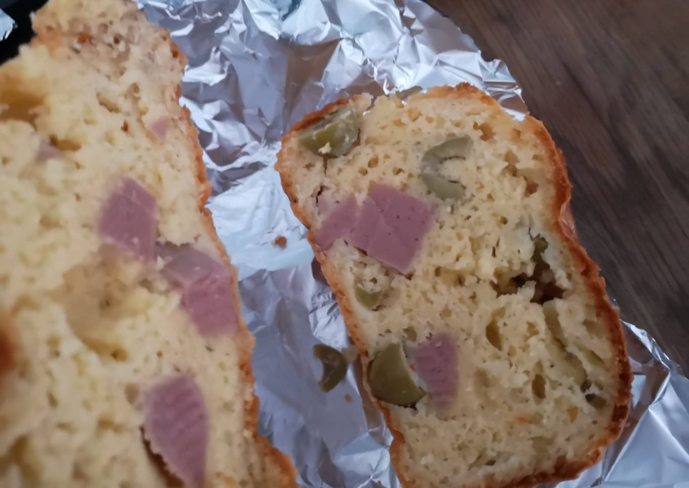 Cake salé olives gruyère saucisse