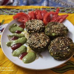 A picture of Haryali Jowar tikki.