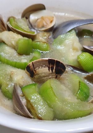 蛤蜊絲瓜（快速家常菜料理） 的食譜成品照片