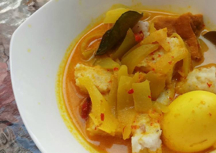 Cara memasak Lontong sayur labu siam Anti Gagal