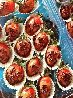 Foto resep Strawberry deep in chocolate