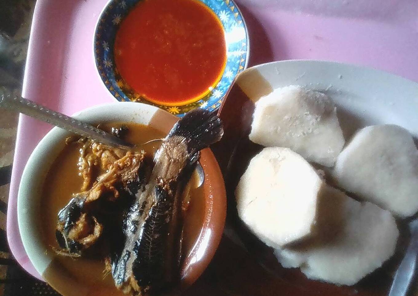 Easiest Way to Prepare Ultimate Boiled yam with palm oil and catfish
pepper soup