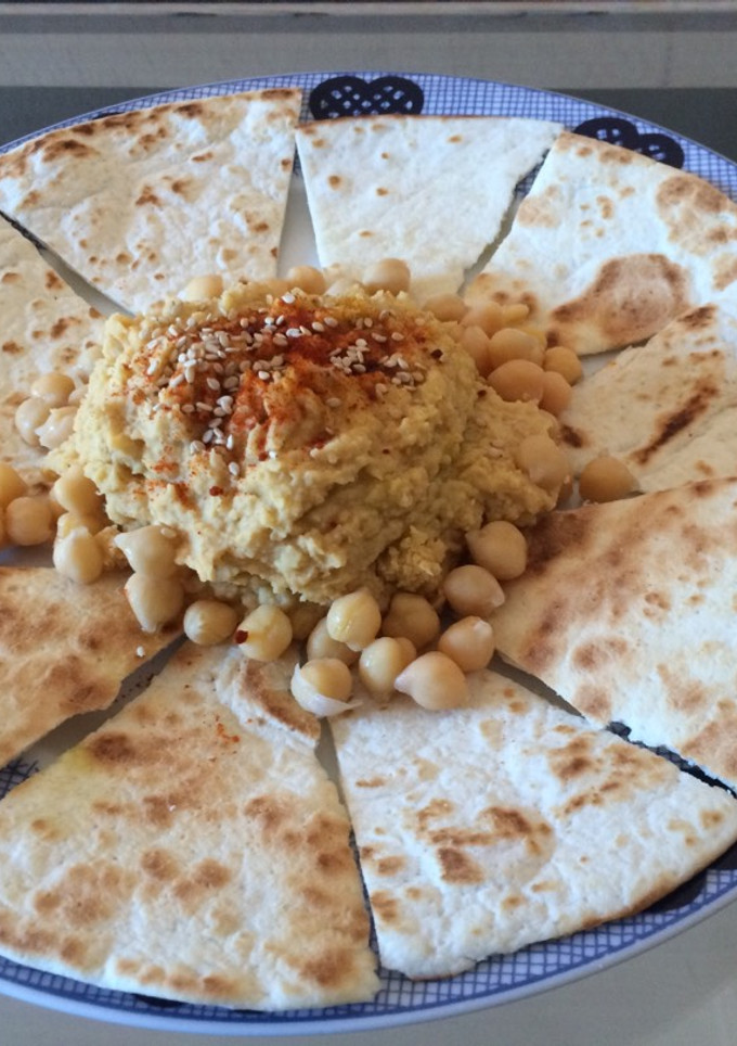 Una foto de Hummus de garbanzos