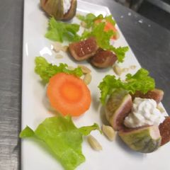 A picture of Exotic Figs feta Salad.