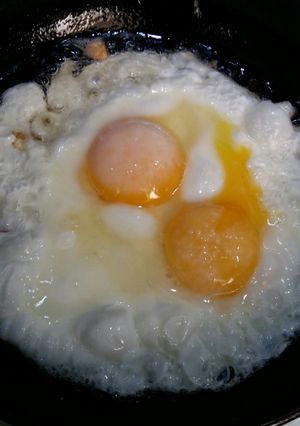 صورة لوصفة صباحوو. بيض عيون. 👀. أحبه