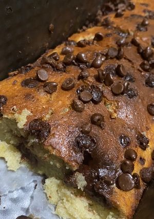 A picture of Chocolate chip banana loaf bread (moist).