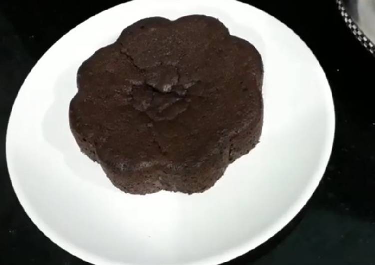 Step-by-Step Guide to Prepare Quick EGGLESS CHOCOLATE CAKE (IN PRESSURE COOKER)