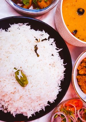 A picture of Boil White Rice.