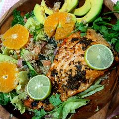 A picture of Lime'n'thyme salmon with quinoa basil salad.