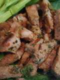 หมูย่างซอสกระเพรา