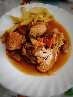 Una foto de Pollo con verduras en olla de cocción lenta - 100