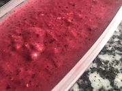 Una foto de cerezas congeladas