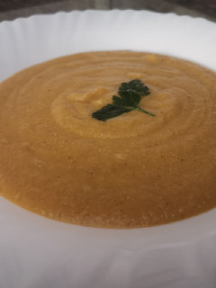 Una foto de Puré de verduras y bacalao