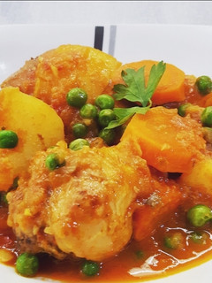 Una foto de Estofado de pollo Peruano