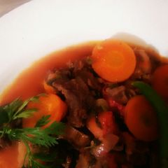 A picture of Green chillies beaf stew.